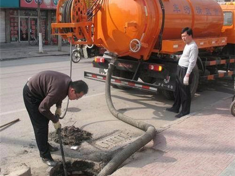 廉江清掏化粪池，健康生活从这里开始